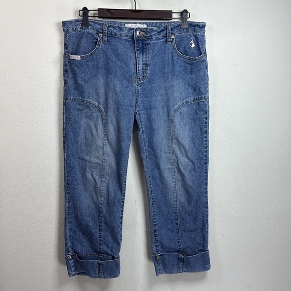(H1) Baby Phat cut Vintage wide leg capri jeans size 15 large. - Picture 5 of 14